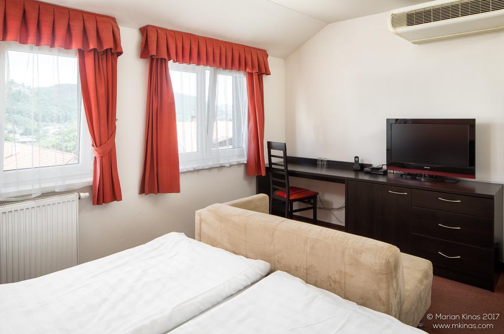 Garni Hotel Fellini Żar nad Hronem Zewnętrze zdjęcie