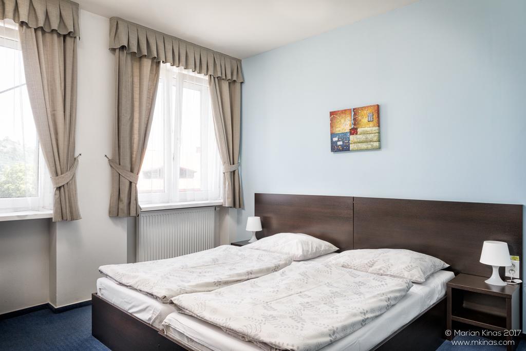 Garni Hotel Fellini Żar nad Hronem Zewnętrze zdjęcie